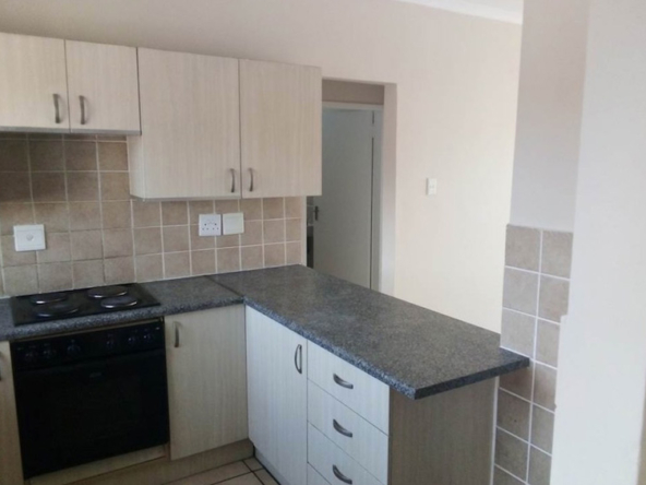 2-Bed-Townhouse-in-Meredale-Gallery-6