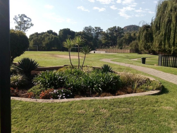 2-Bed-Townhouse-in-Meredale-Gallery-9